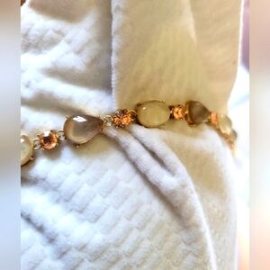 🤩😍❤️Anne Klein Gold Smoky Pastel Cat eye Look Beaded Necklace